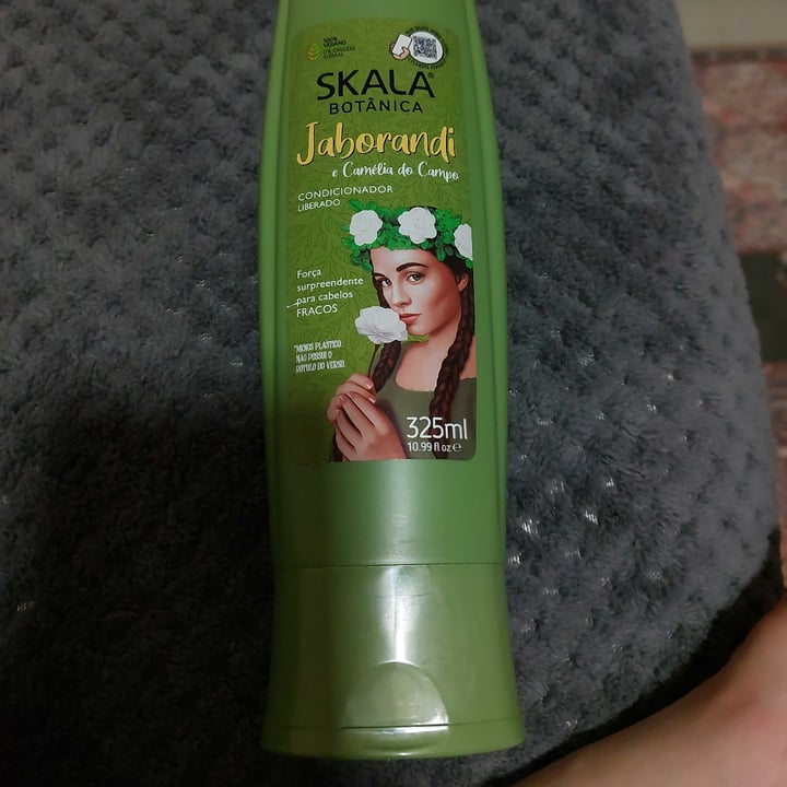 photo of Skala Shampoo sem Sal Jaborandi e Camélia do Campo shared by @isinha on  07 Jul 2022 - review