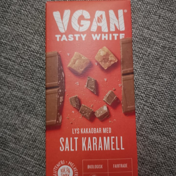photo of VGAN Chocolate Vegan Dark Chocolate with Grapefruit and Chia shared by @maij on  13 Mar 2022 - review