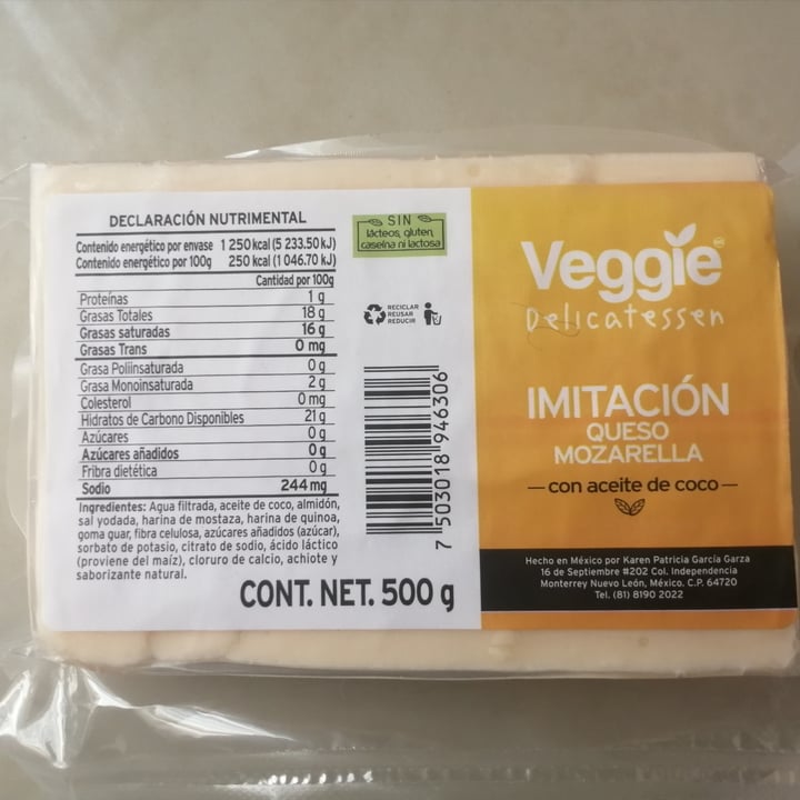 photo of Veggie Queso Estilo Mozzarella shared by @angelicaesther on  09 Jun 2022 - review