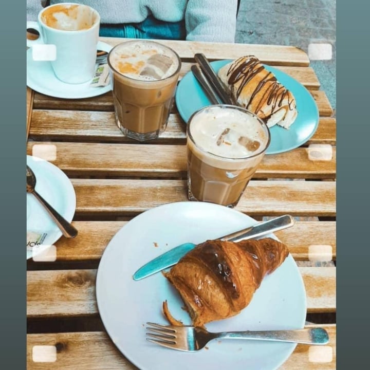review photo of Bohemian Lane Pastelería Vegana Desayunos shared by @lauraugi on 27 Oct 2020 - review