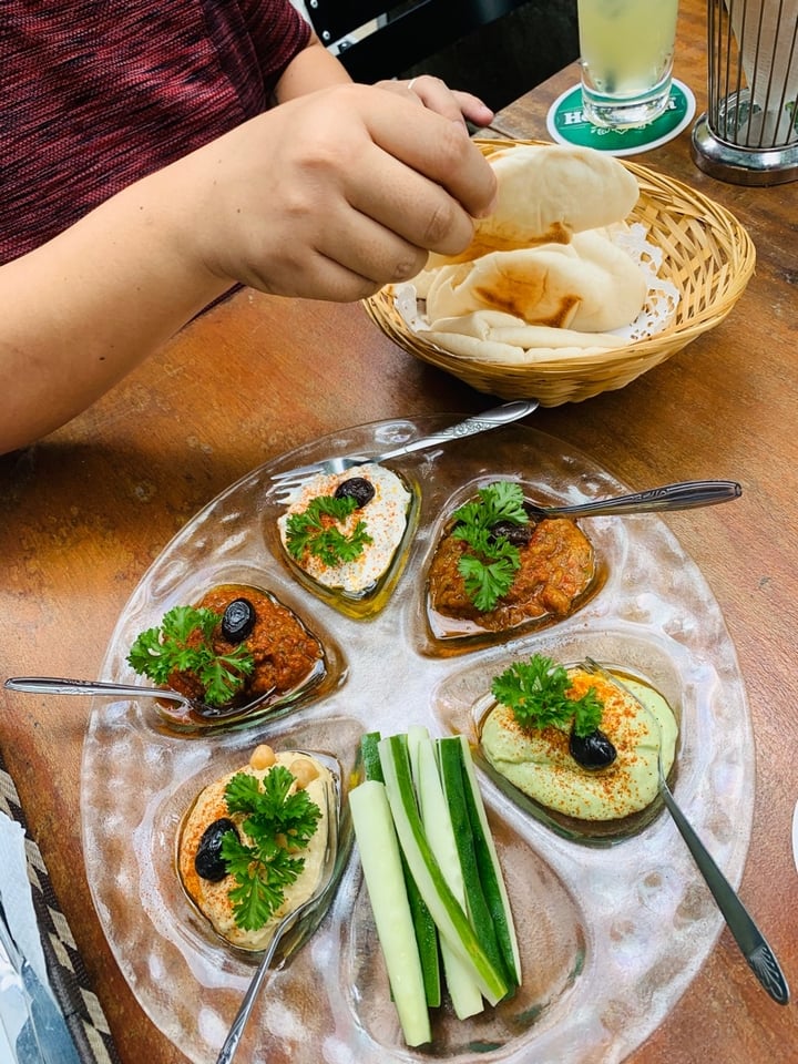 review photo of Blu Jaz Cafe Pita Bread With Hummus, Baba Ganush N Etc shared by @madelinabong on 11 Jan 2020 - review