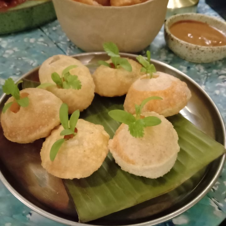 photo of Analogue Puri poppers shared by @rajesv on  15 Feb 2022 - review