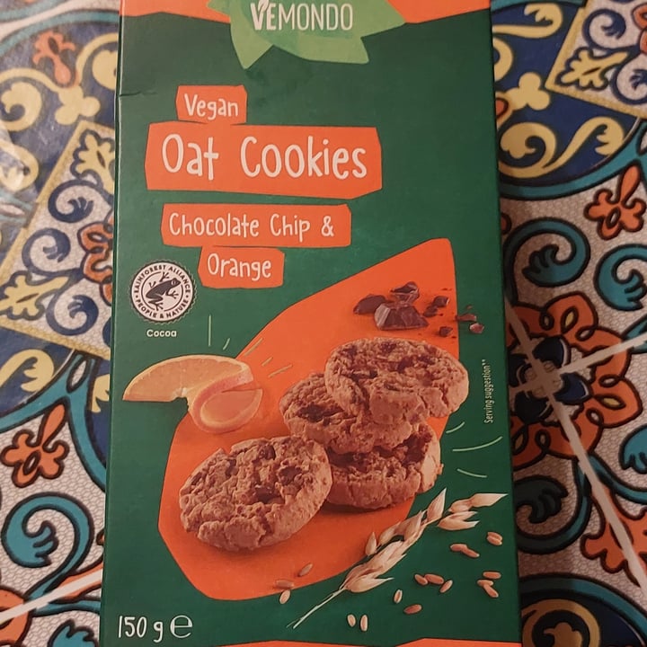 photo of Vemondo cookies choc chunks and orange shared by @poul on  11 Nov 2022 - review