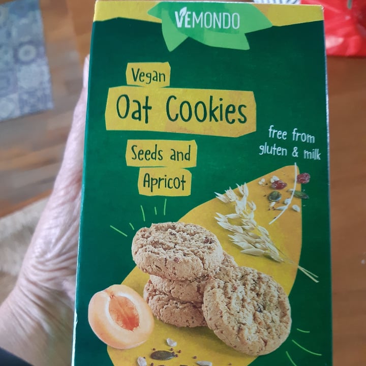photo of Vemondo Oat Cookies seeds And Apricot shared by @lafranzy on  13 Jun 2022 - review