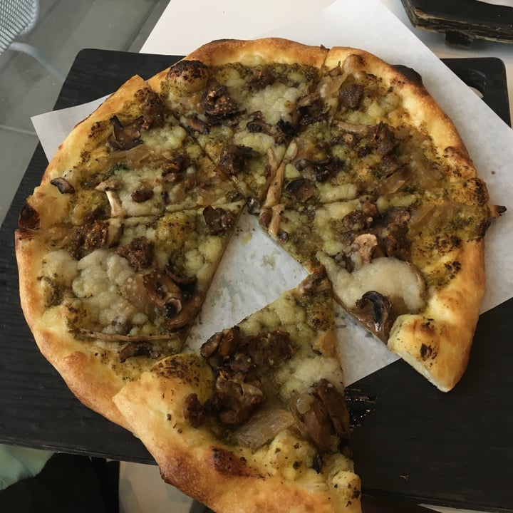 photo of Virtuous Pie Forager Pizza shared by @allisonwalters on  03 Oct 2021 - review