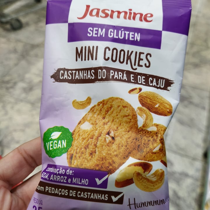 review photo of Jasmine cookie Integral De Castanha Do Pará shared by @lucienepm on 09 May 2022 - review