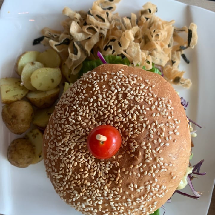 review photo of WellSmoocht Pow Wow Bao Burger shared by @leasalim on 25 Jun 2021 - review