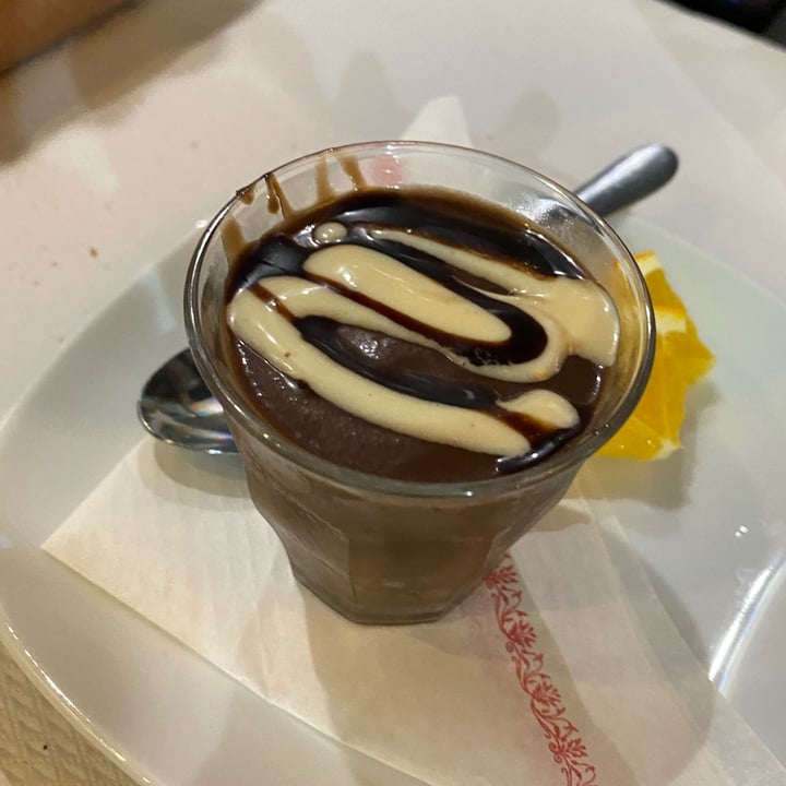 photo of Veggie Garden Mousse de chocolate shared by @irenevegan on  19 Apr 2022 - review