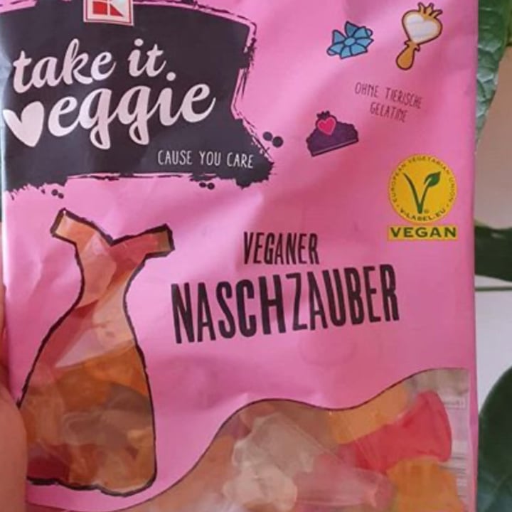 photo of Kaufland Take it Veggie Veganer Naschzauber shared by @fischauge61 on  25 May 2020 - review
