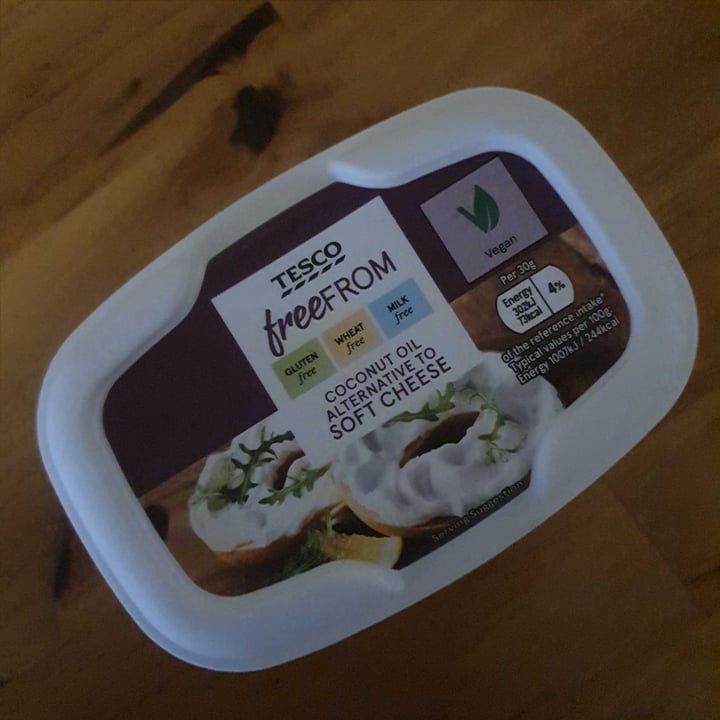 review photo of Tesco Free From Coconut Oil Alternative to Soft Cheese shared by @fayehulton on 21 Jun 2020 - review