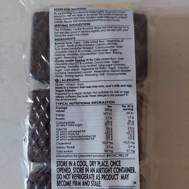 photo of Woolworths Food 5 Chunky Cookie Brownie Slices shared by @hippiegirl on  29 Aug 2022 - review