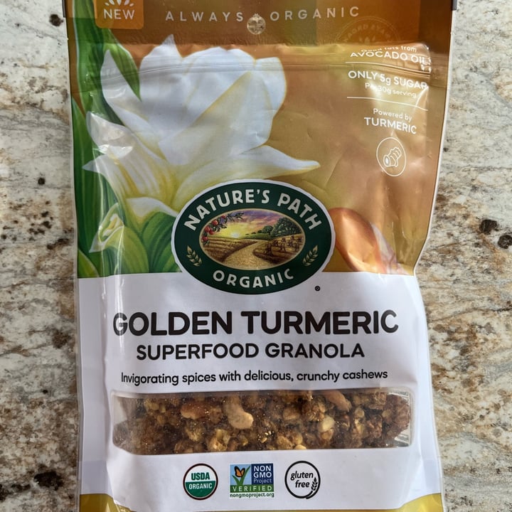 photo of Nature's Path Foods Golden turmeric superfood granola shared by @dianna on  25 Dec 2021 - review