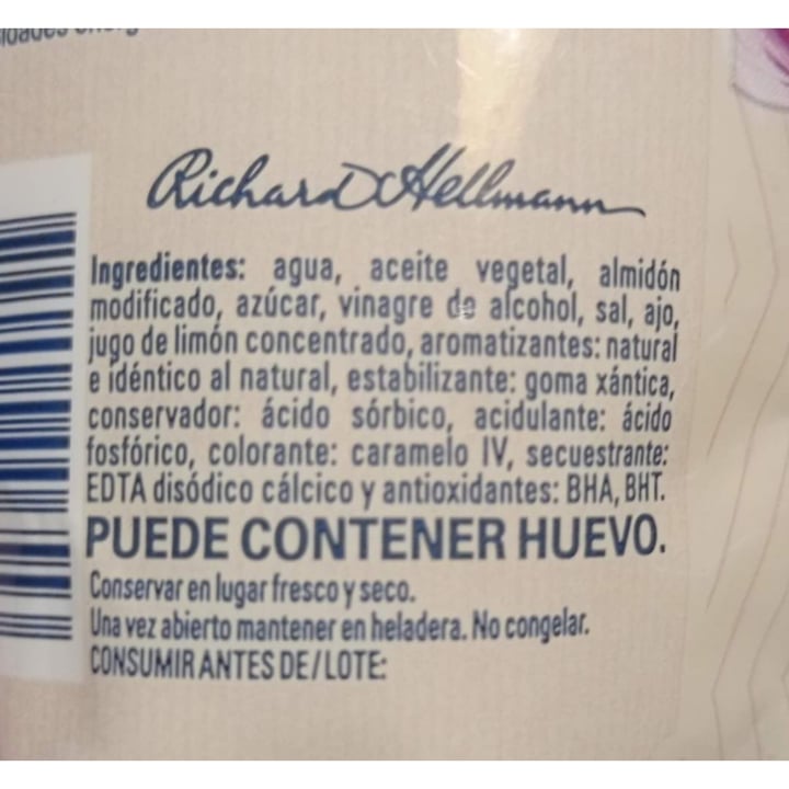 photo of Hellmann’s Mayonesa de AJO shared by @calabazaculturalok on  17 Dec 2022 - review