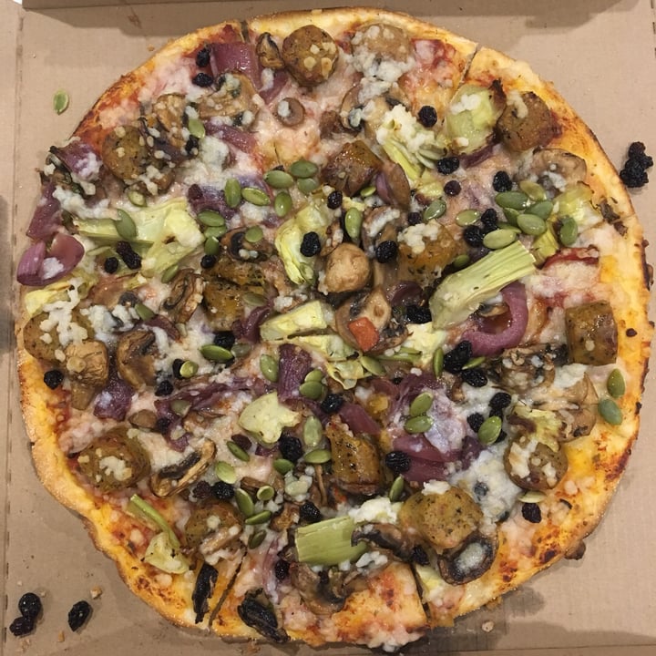 photo of Antonio's Pizzeria Suzy Spoons Pizza shared by @rachvegan on  12 Jan 2019 - review
