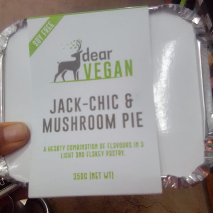 photo of Dear Vegan Jack-chic Mushroom Pie shared by @wildvegansanctuary on  19 Sep 2022 - review