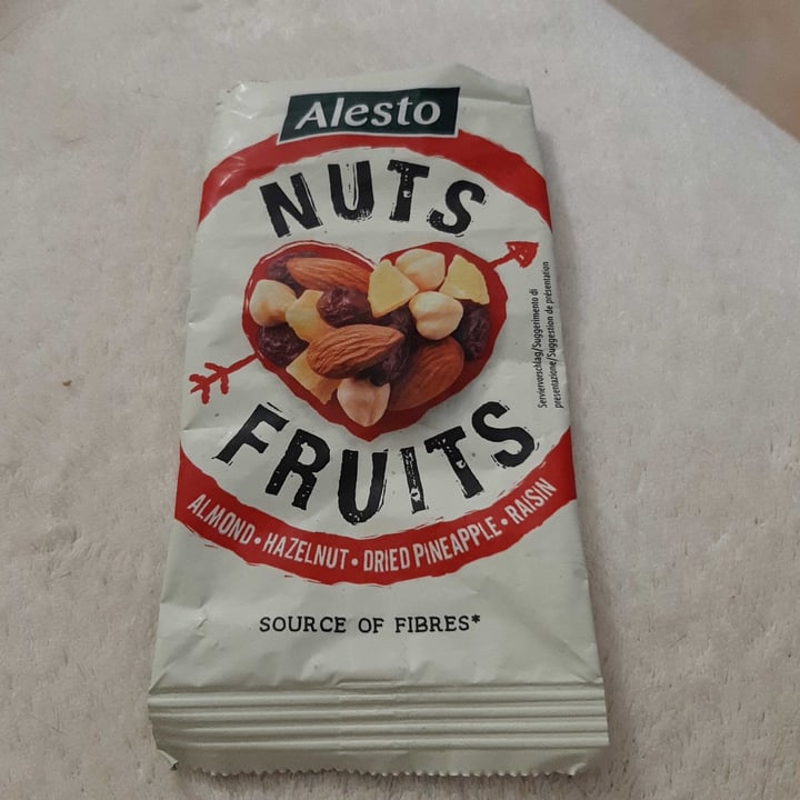 photo of Alesto Nuts fruit shared by @robertaroby on  09 Oct 2022 - review