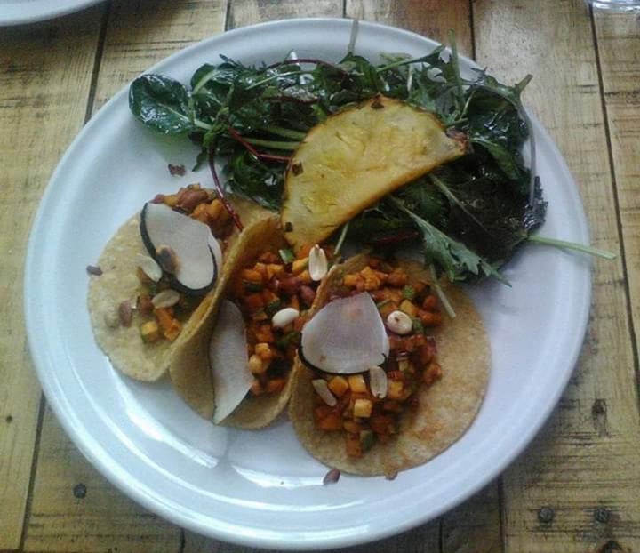 photo of Silvestre Tacos Al Pastor Silvestres shared by @susanacruz on  22 Jan 2020 - review