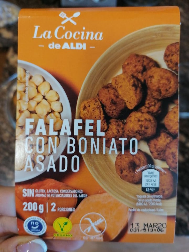 photo of ALDI Falafel con Boniato shared by @lauretalaulau on  02 Mar 2020 - review