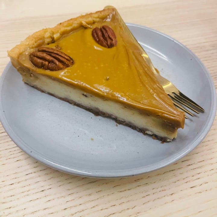 photo of O Xéxéxé Cheesecake de caramelo salgado shared by @trianglewalker on  25 May 2021 - review