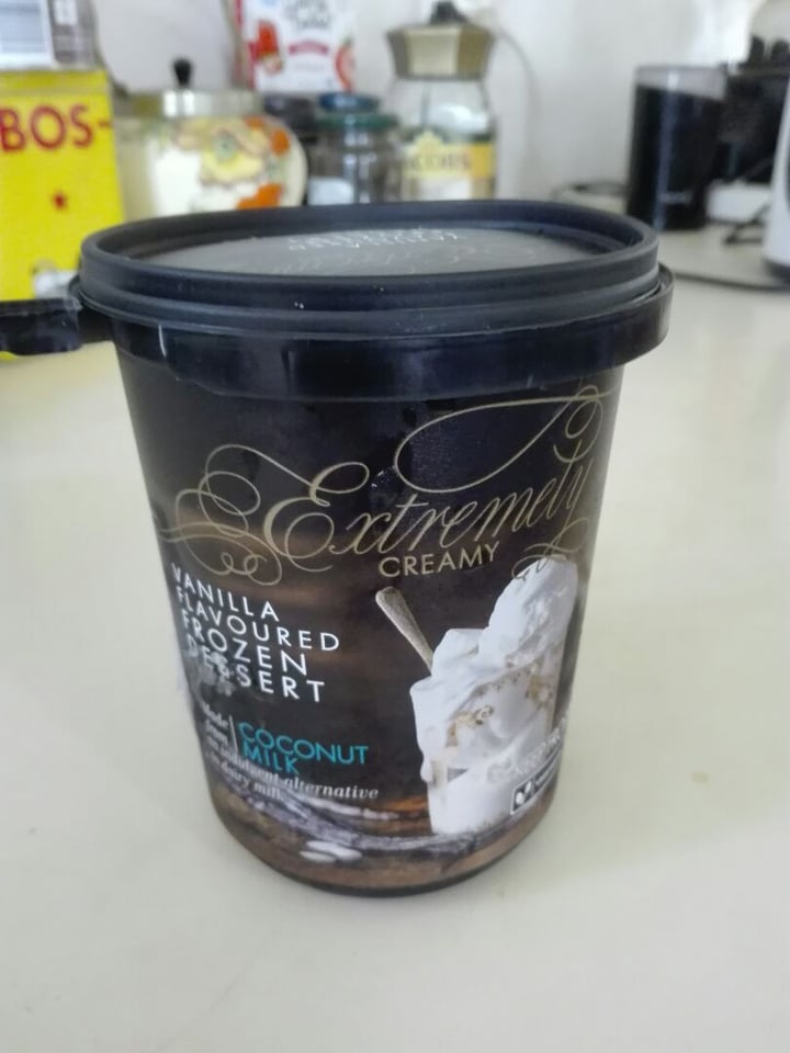 photo of Woolworths Food Vanilla Flavoured Frozen Dessert shared by @sjl on  19 Oct 2019 - review