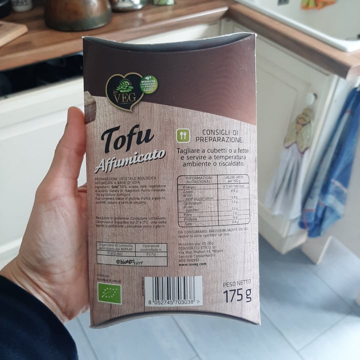 photo of ioVEG Io veg tofu affumicato shared by @3l3n1x86 on  14 Apr 2022 - review