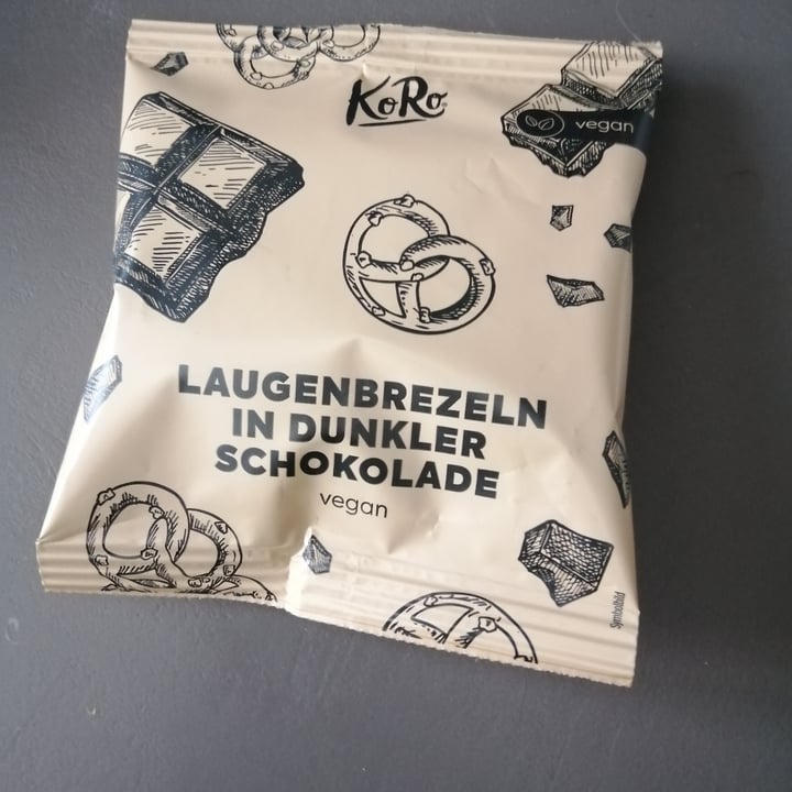 review photo of Koro Laugenbrezeln in dunkler schokolade shared by @elis182 on 12 Dec 2022 - review