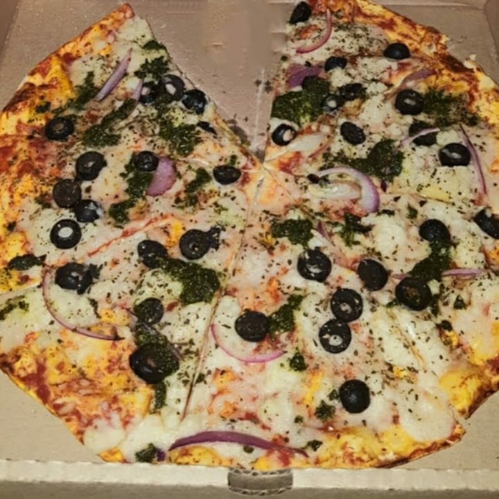 review photo of Pizzeria Toscana Vegan Mediterranea shared by @chloelloyd on 16 Nov 2020 - review