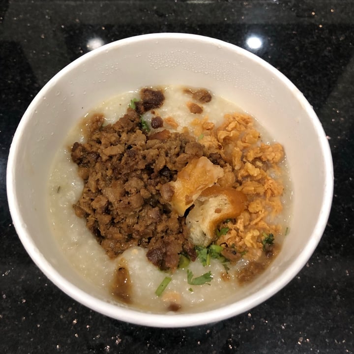 photo of Daily Green 吉祥素 Porridge With OmniPork shared by @plantingggg on  24 May 2021 - review