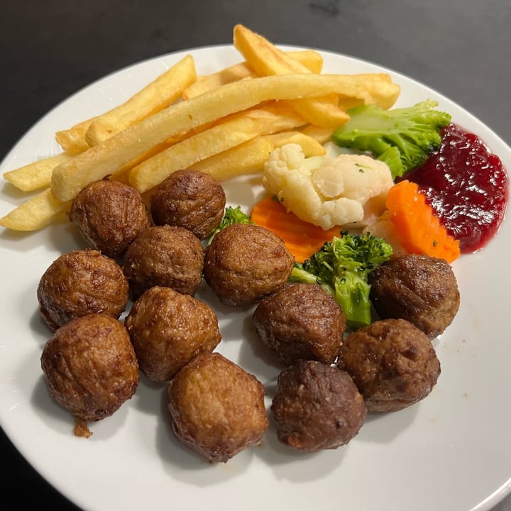 photo of IKEA Jurong Restaurant Plant Balls with Fries shared by @erialc on  22 Apr 2022 - review