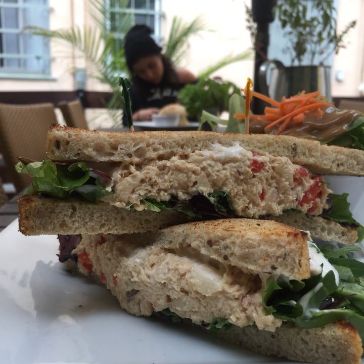 photo of Real Food Daily Tuna sandwich shared by @smasherbrown on  21 Feb 2021 - review