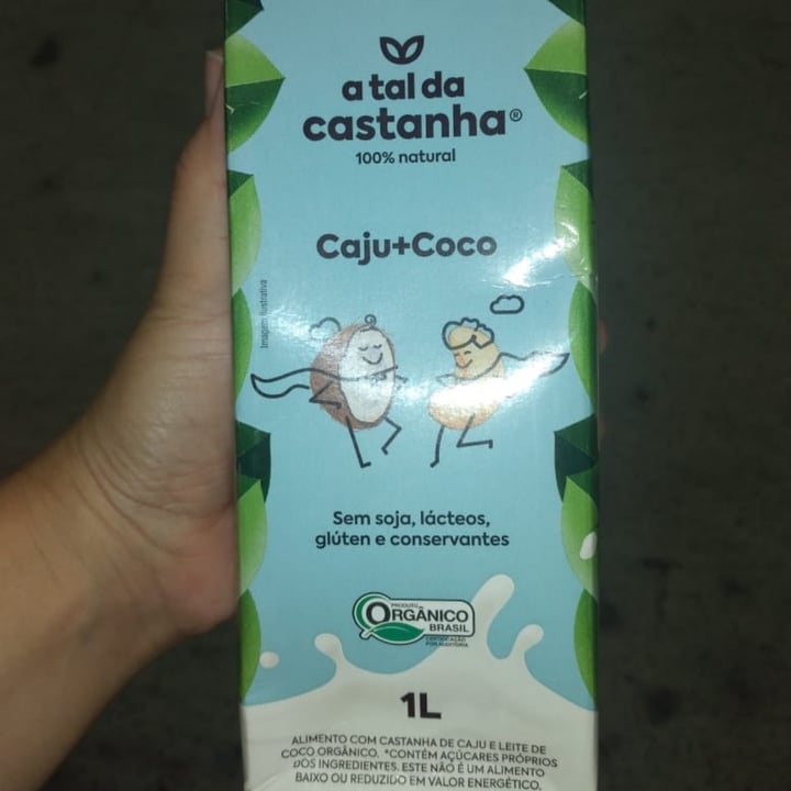 photo of A Tal da Castanha Leite de caju + coco (1 litro) shared by @luciams2107 on  01 May 2022 - review