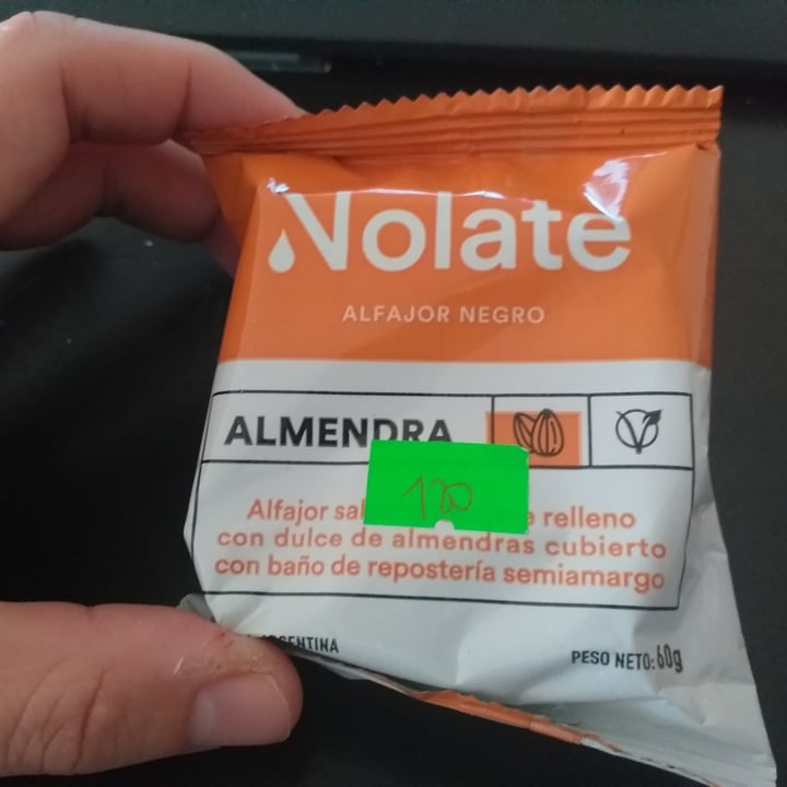 photo of Nolate Alfajor Negro De Almendras shared by @mauroogido on  08 Sep 2021 - review