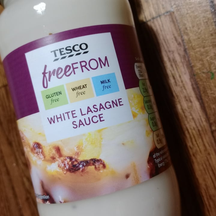 photo of Tesco Free From White Lasagne Sauce shared by @charliestarr on  19 Dec 2022 - review