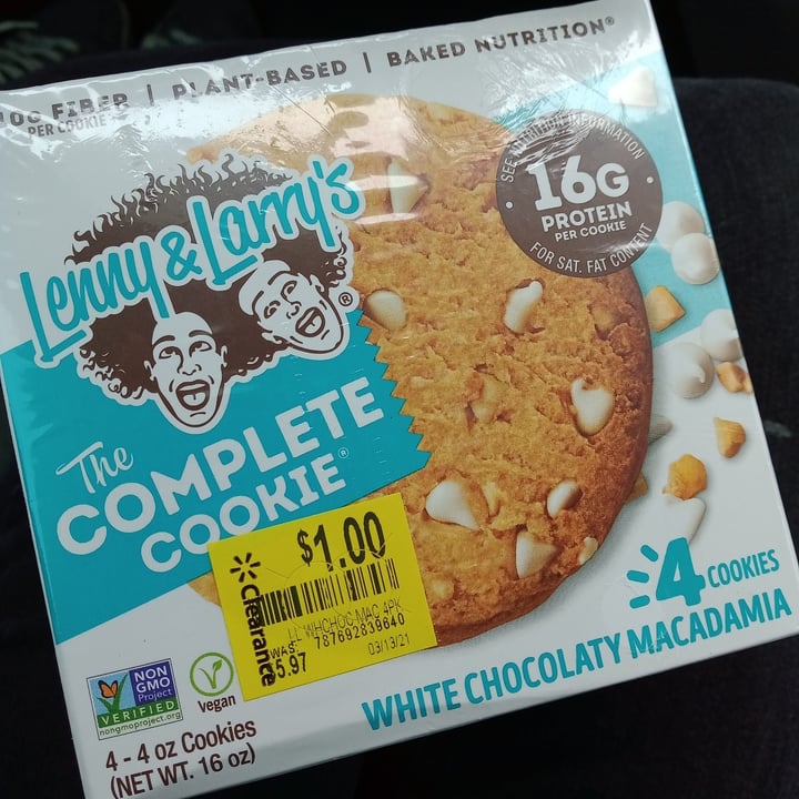 photo of Lenny & Larry’s The Complete Cookie White Chocolate Macadamia shared by @earthling6 on  15 Mar 2021 - review