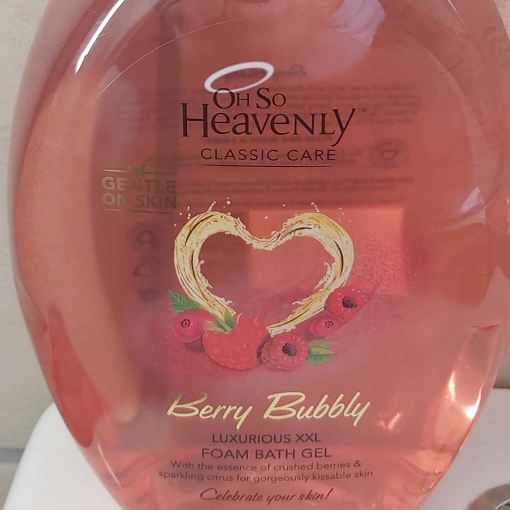 photo of Oh So Heavenly Berry bubbly foam bath shared by @jolenecollier on  21 Sep 2021 - review