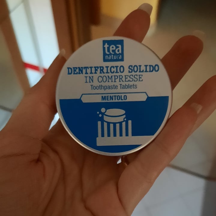 review photo of Tea Natura Dentifricio solido in compresse al mentolo shared by @nenelapepe on 03 May 2022 - review