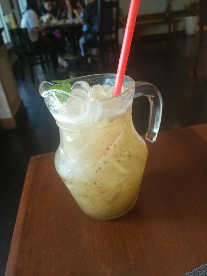 review photo of CO NOI vegetarian 7F Nước ép táo chanh shared by @duyen on 17 Aug 2019 - review