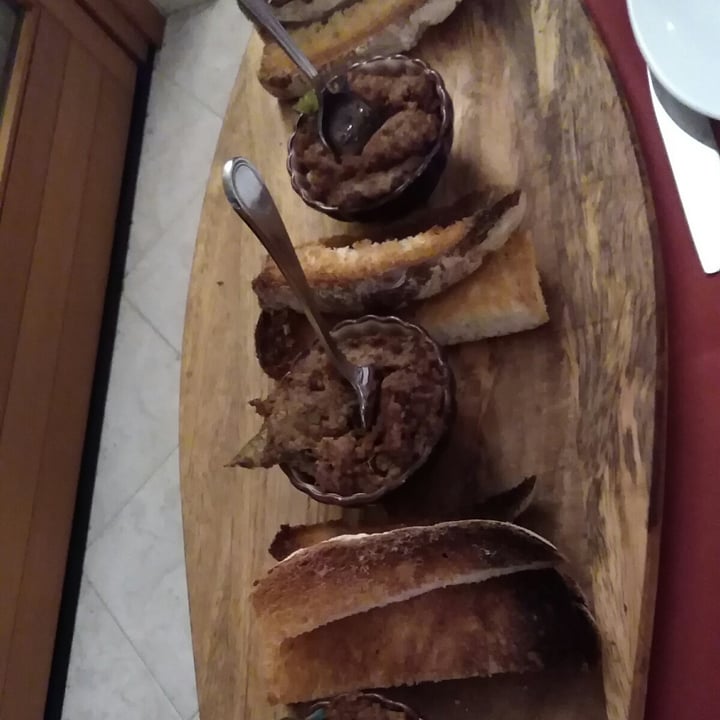 review photo of Carnefinta Ragù e crostini shared by @orsozapata on 21 Oct 2021 - review