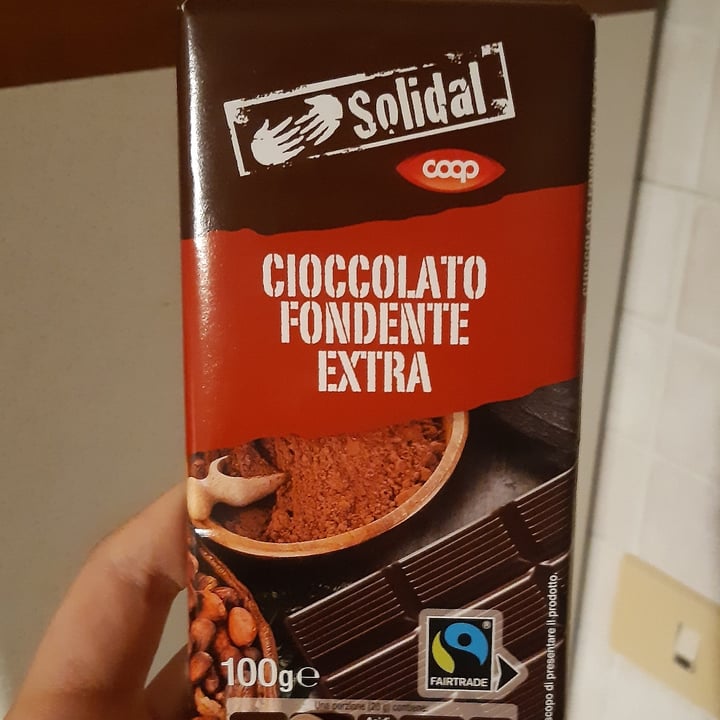 review photo of Solidal coop Cioccolato Fondente Extra shared by @giulia4la on 27 Jun 2022 - review