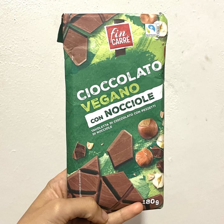 photo of Fin Carré Cioccolata vegana alle nocciole shared by @hwi-noree on  13 Oct 2022 - review