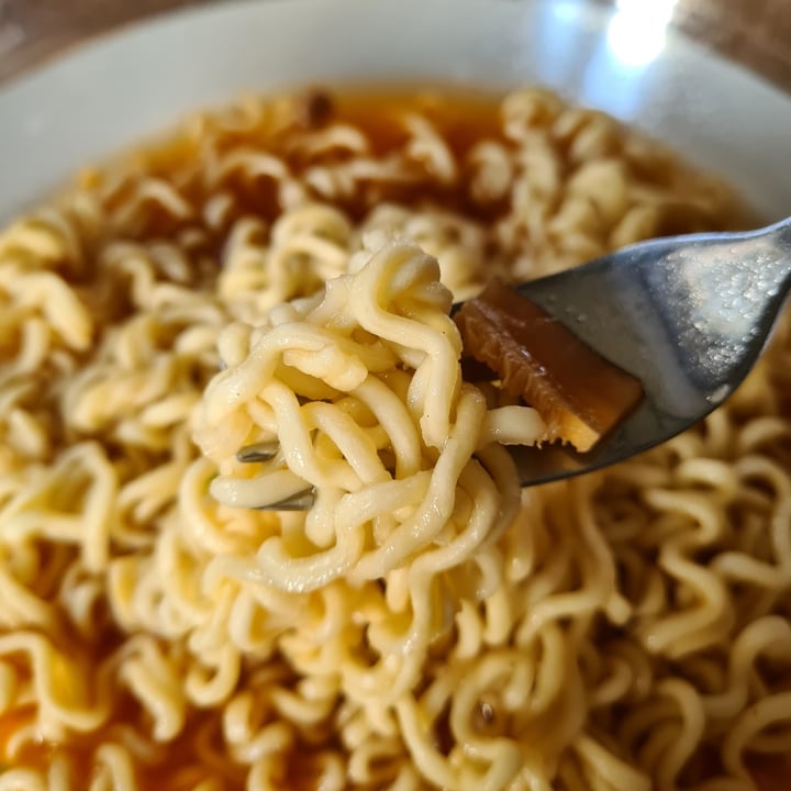 photo of NONGSHIM (농심) Gourmet spicy shin ramyun noodle shared by @ishara- on  25 Jan 2022 - review