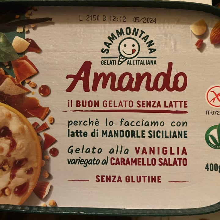 photo of Sammontana Gelato alla vaniglia variegato al caramello salato shared by @cgbr on  16 Jul 2022 - review