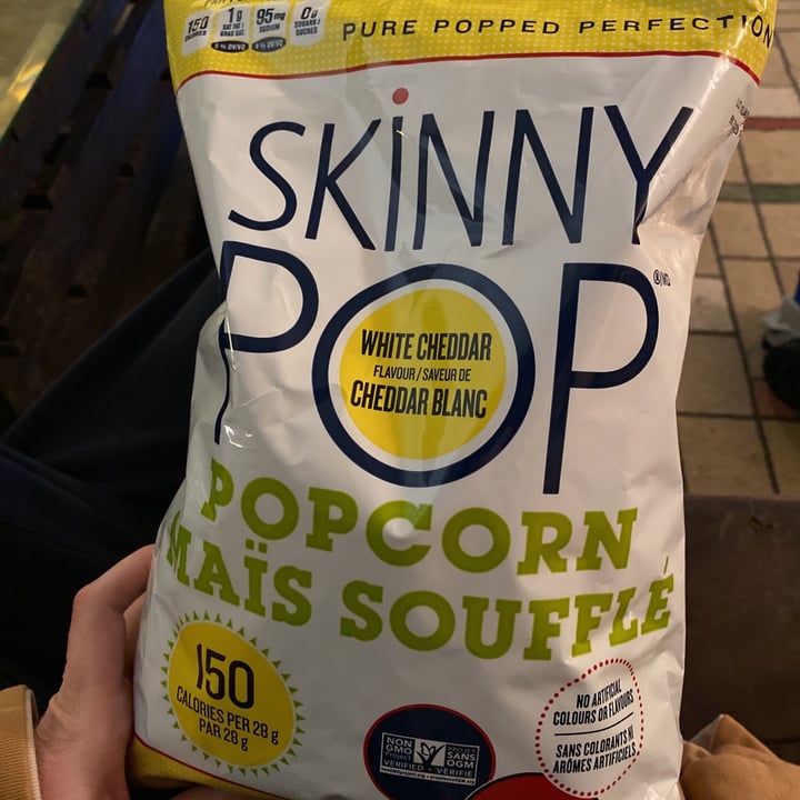 photo of Skinny Pop White Cheddar Flavor shared by @tayahworrod on  03 Feb 2021 - review
