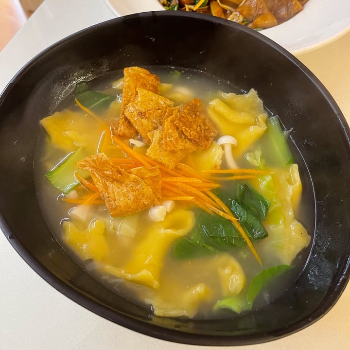 photo of Red Apple Veggie Café Pumpkin Mee Hoon Kway shared by @mehmehrene on  16 Aug 2022 - review