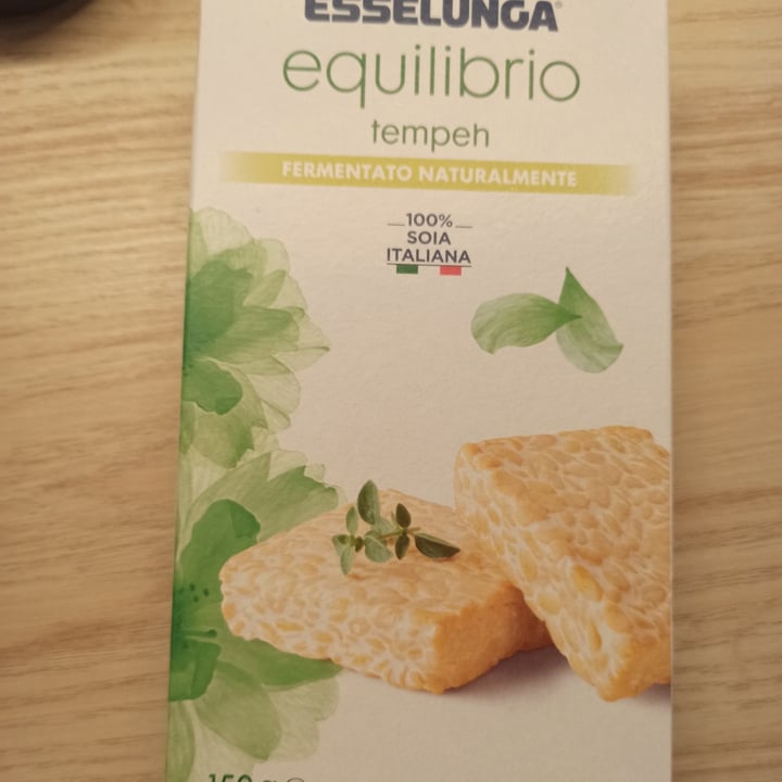 photo of  Esselunga tempeh shared by @michiago on  10 Apr 2022 - review
