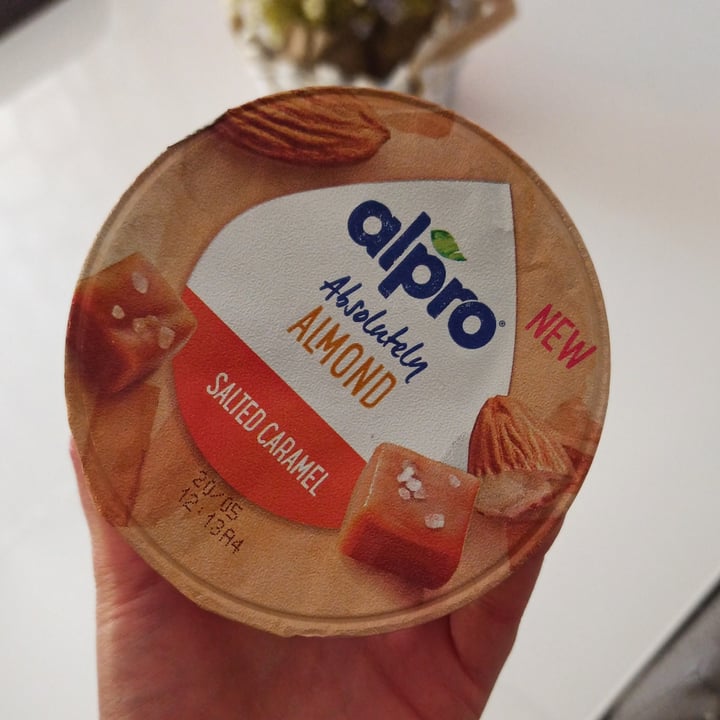 review photo of Alpro absolutely almond salted caramel shared by @eleonoracasss on 12 May 2022 - review