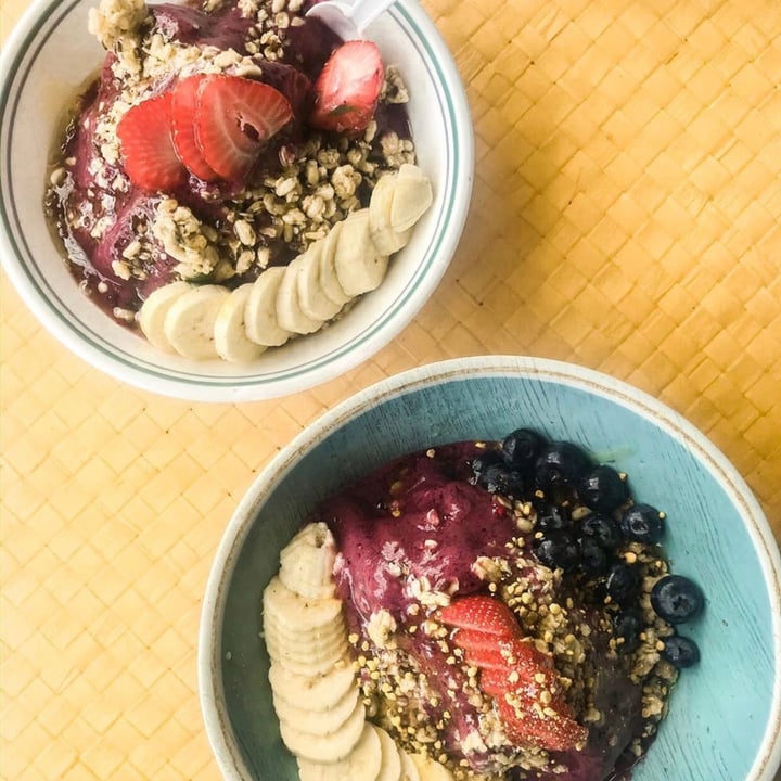 photo of da Cove Health Bar and Cafe da cove Açaí Bowl shared by @taylorkkw on  25 Apr 2020 - review