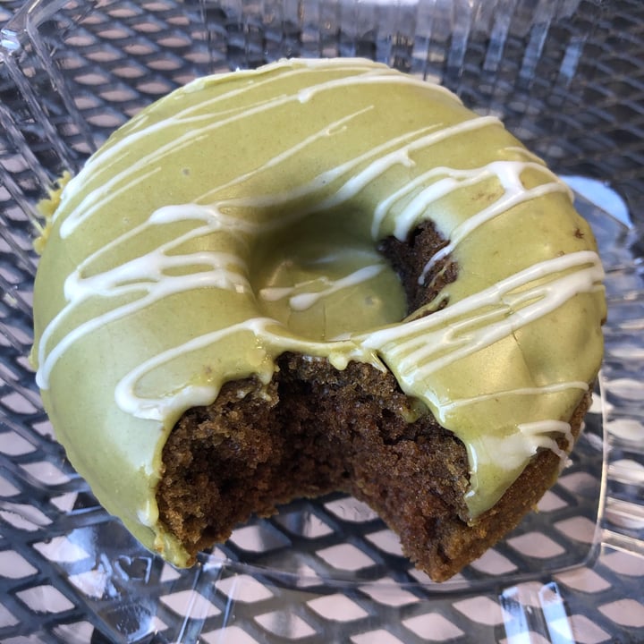 photo of Down to Earth Organic & Natural - Kapolei Matcha Donut shared by @erynn-tait on  02 Aug 2021 - review
