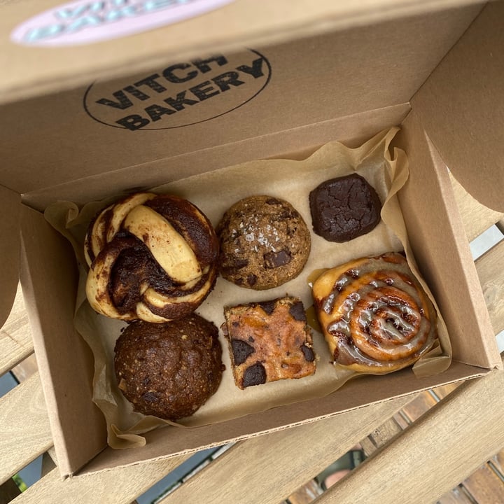 review photo of Vitch bakery Cajita de todo shared by @alcachofffa on 29 Jun 2021 - review