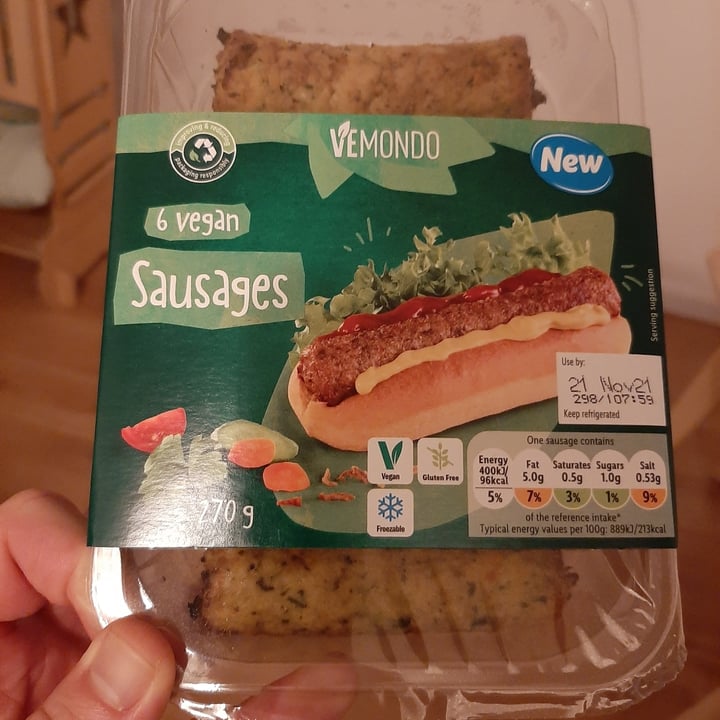 photo of Vemondo Vegan Sausages shared by @mikejuliette on  12 Nov 2021 - review